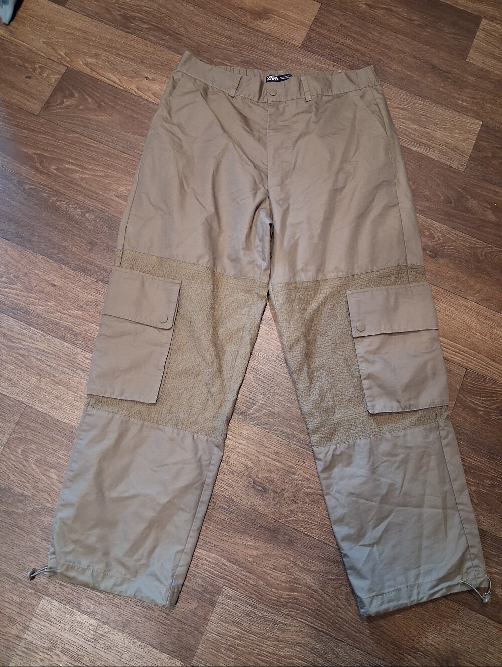 Zara Olive Khaki Cargo Pants with Textured Knee Panels Sz 32